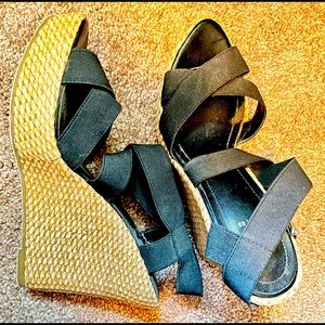 Bakers Sandal Wedges